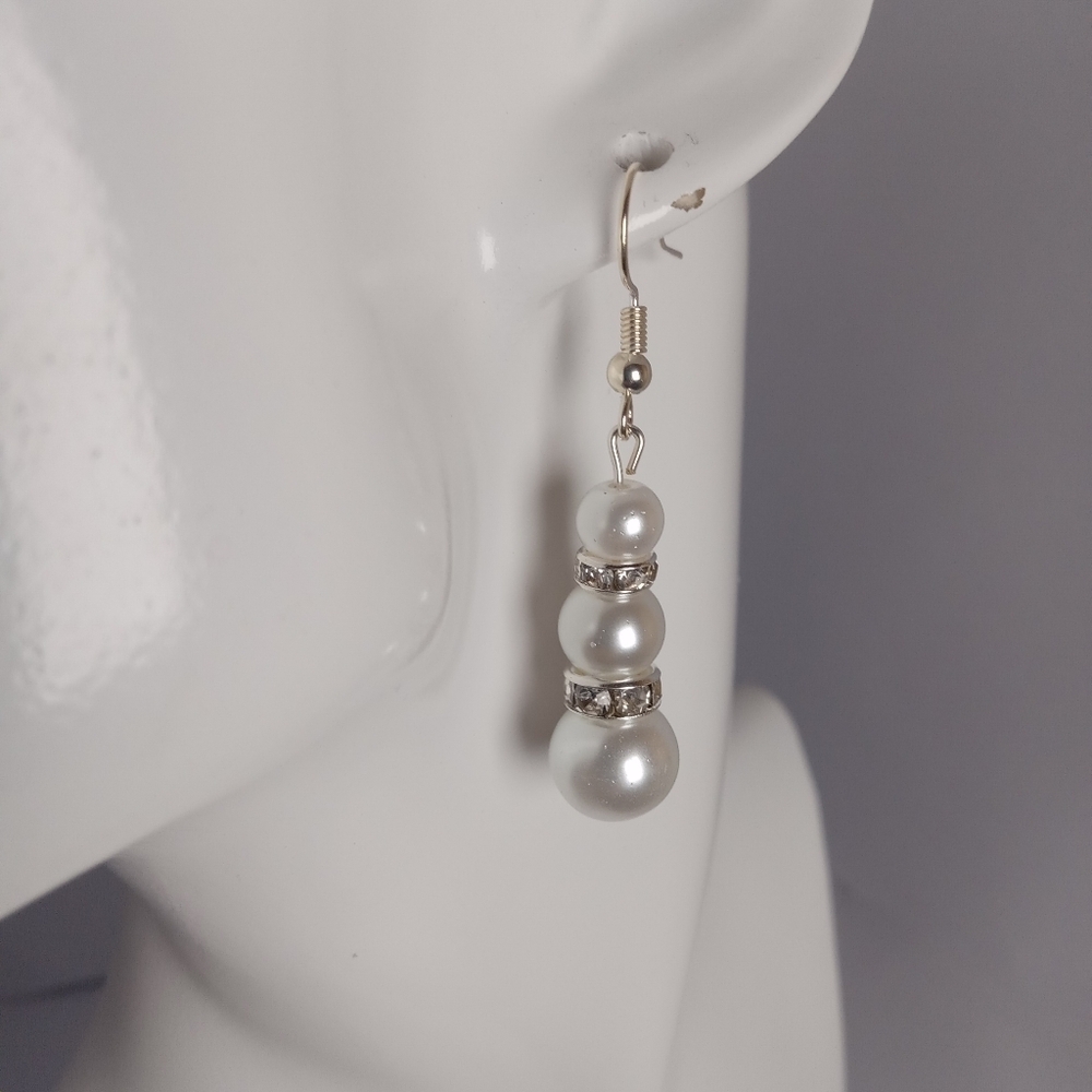 Faux pearl beaded earrings - Picture 2 of 4